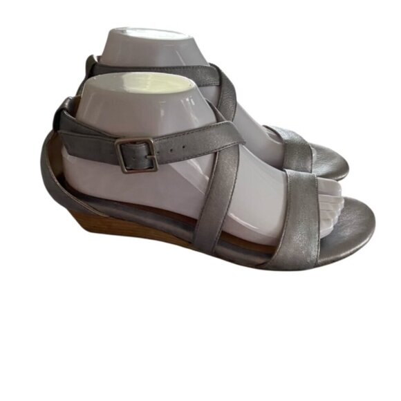 Sofft Innis Silver Leather Wedge Sandal 8.5W - Picture 5 of 7